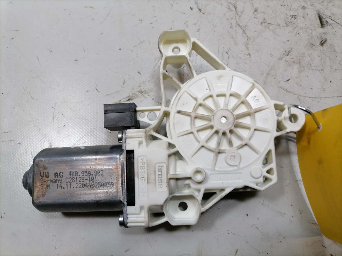 VW Passat B9 original Fensterhebermotor vorn rechts Bj.2024